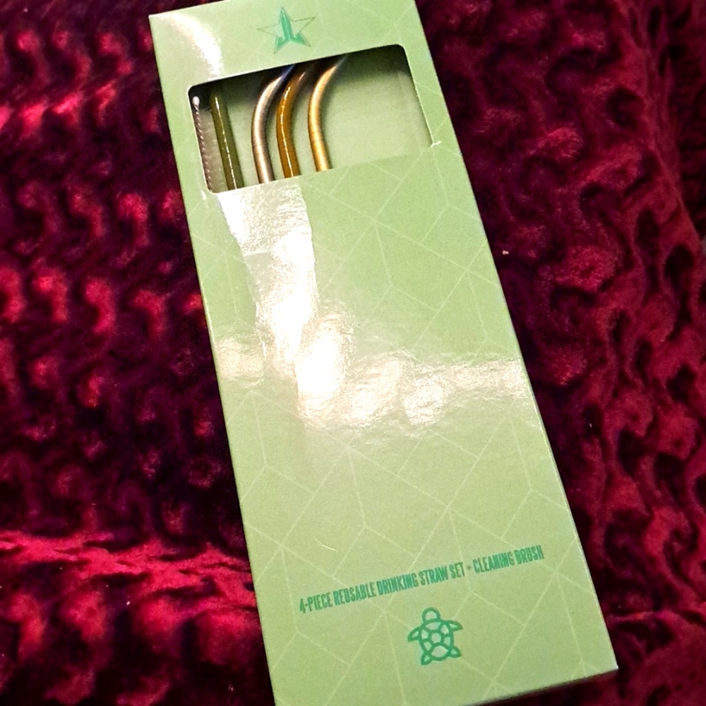 Jeffree Star Reusable 4 PC Straws